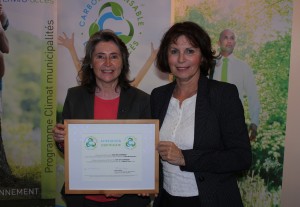 Mrs. Manon Laporte, president and CEO of Enviro-access and Mrs. Louisette Langlois, mayor of the City of Chandler